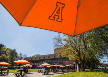 Anáhuac México rectifica postura tras recibir críticas ante #UnDíaSinMujeres