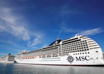 Crucero es rechazado de 2 puertos por posible coronavirus