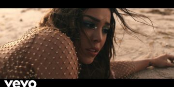 Danna Paola enamora con su sencillo «Sodio»