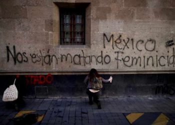 #CosasQuePasanPorSerMujer