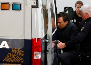 Lozoya llega a prisión de Madrid