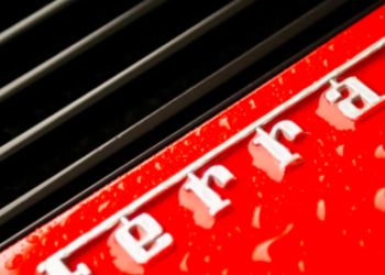 Ferrrari, Ford, Tesla y GM fabricarán respiradores en Italia para combatir pandemia