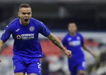 Cruz Azul derrota a las Águilas del América