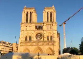 Suenan las campanas de Notre Dame a un año del incendio