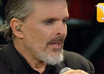 Hoy, Miguel Bosé cumple 64 años, #QuédateEnCasa y revive su show en Viña del Mar