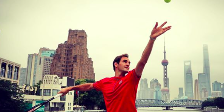 Federer no jugará hasta el 2021 por una cirugía en la rodilla