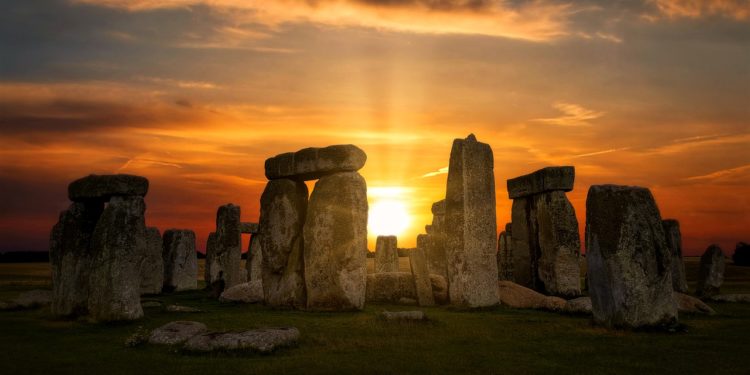 Transmitirán el solsticio de verano desde Stonehenge, aquí los detalles