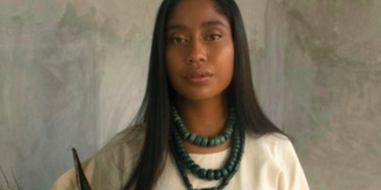 Ella es Karen Vega, la primera modelo oaxaqueña que posa para Vogue