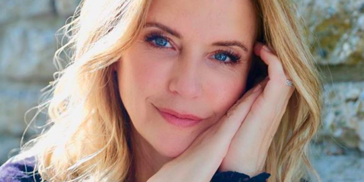 Falleció la actriz Kelly Preston de cáncer a los 57 años; su esposo John Travolta la despidió con emotivo mensaje