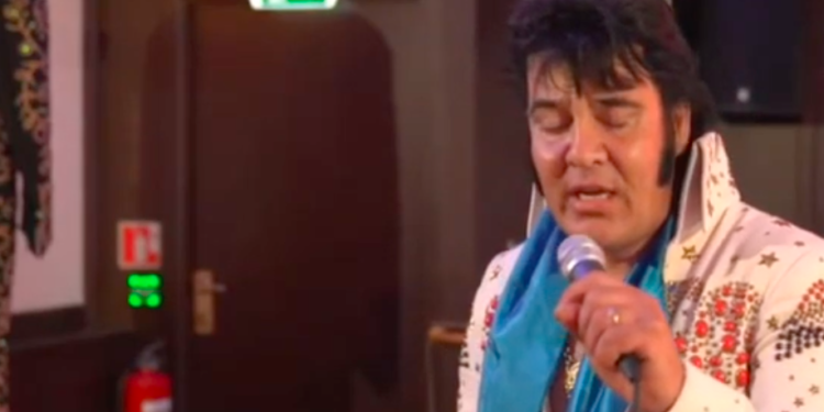 Bate récord imitador de Elvis, canta durante 50 horas