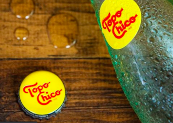 Coca-Cola expande su incursión en el mercado de bebidas alcohólicas con Topo Chico