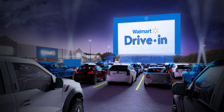 Walmart convertirá sus estacionamientos en autocinemas
