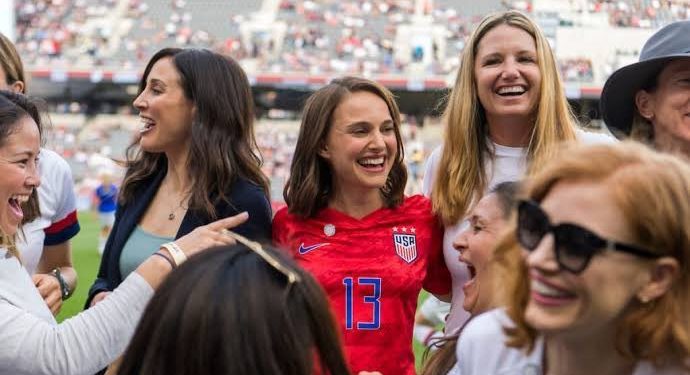 Natalie Portman, Eva Longoria y otras famosas fundan equipo de futbol femenil