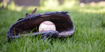 MLB tuvo su primer brote y suspensiones de la temporada