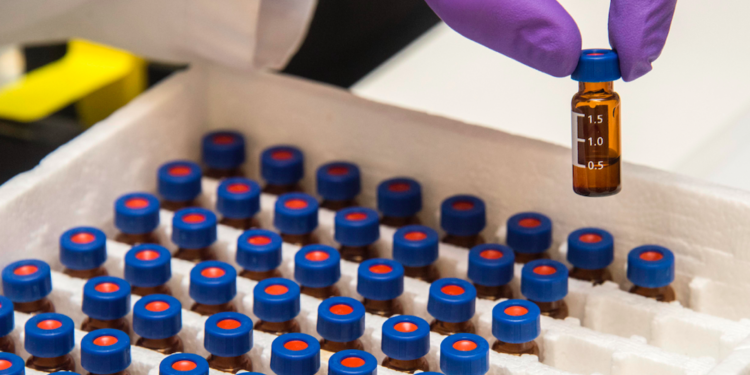 ¡De Rusia para el mundo! Produce las primeras dosis de la VACUNA Sputnik V contra el Covid-19