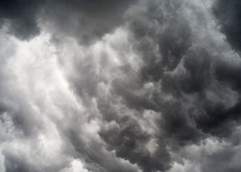 Tormenta tropical Marco pasó a huracán categoría 1 en las costas del Golfo de México