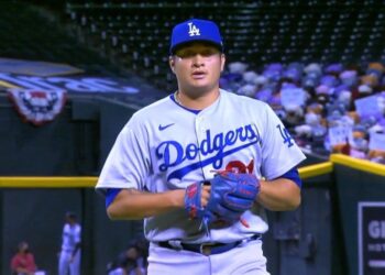 Víctor González debuta con los Dodgers, es el mexicano 130 en MLB