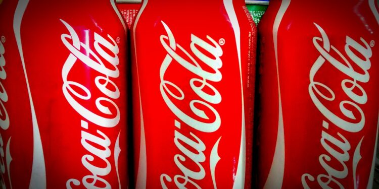Coca-Cola, contra el etiquetado; decide ampararse