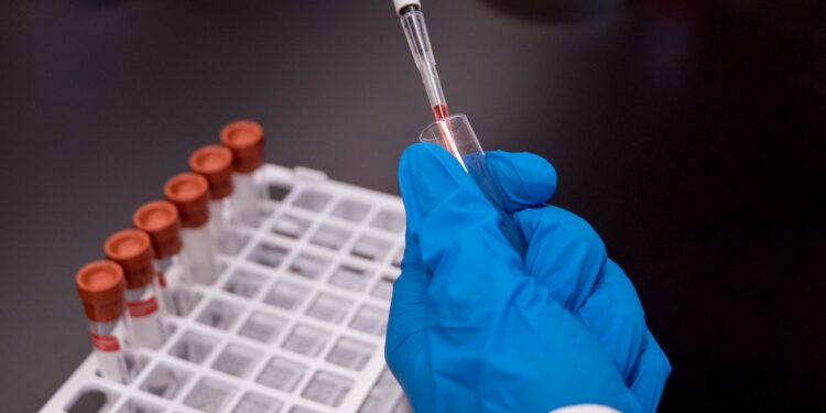 México anuncia que producirá en alianza vacuna contra el covid-19