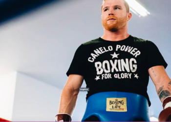 Canelo Álvarez demanda a Óscar de la Hoya por incumplimiento de contrato