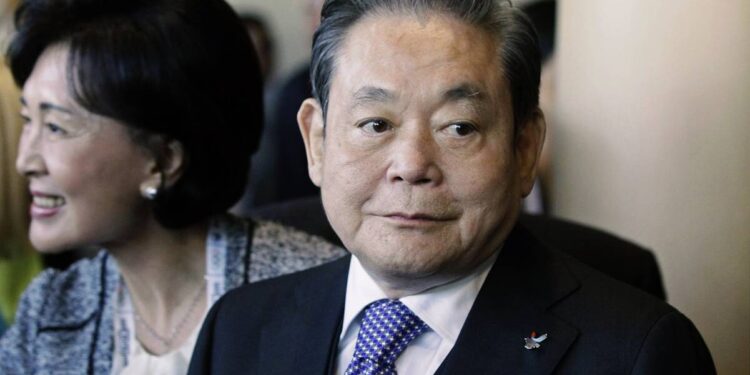 Muere el presidente de Samsung Lee Kun-hee, el responsable de convertir a la compañía en una potencia tecnológica, a los 78 años