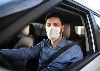 Uber hará que los usuarios en México se tomen una selfie para comprobar que usan cubrebocas, o cancelará su viaje