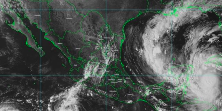 Huracán Delta de categoría 4 se aproxima a la Península de Yucatán