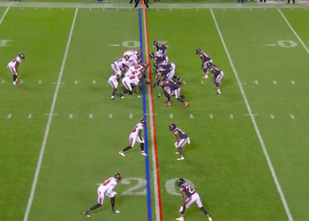 Tom Brady y Nick Foles se encuentran, pero ahora como rivales