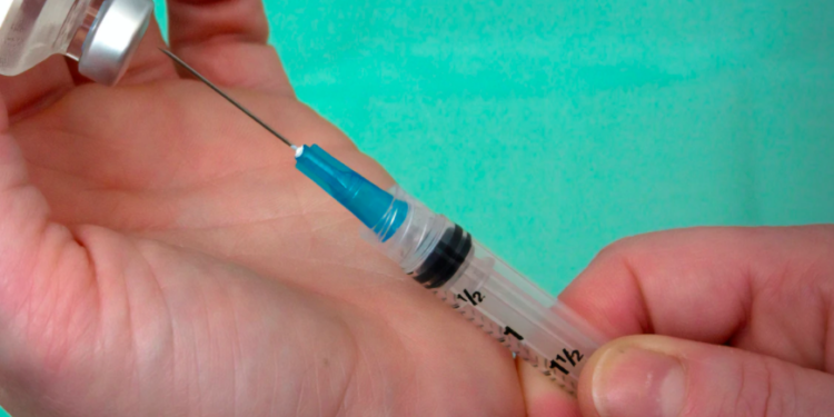 Investiga el IPN si algunas vacunas ofrecen inmunidad cruzada contra COVID-19