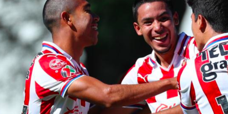 Chivas Sub 20 golea a Tigres y es semifinalista