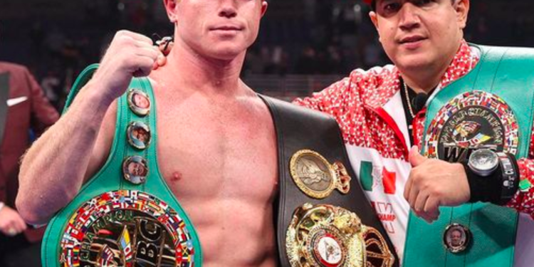 Canelo mostró su poderío a Smith; el mexicano venció a su rival