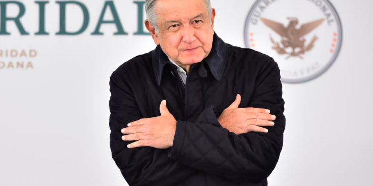 AMLO da positivo covid-19; las mañaneras continuarán