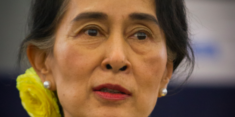 Golpe de Estado en Myanmar; la consejera de Estado Aung San Suu Kyi fue detenida