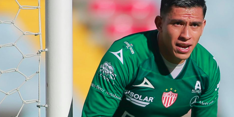 Ángel Malagón presenta una luxación en el codo izquierdo