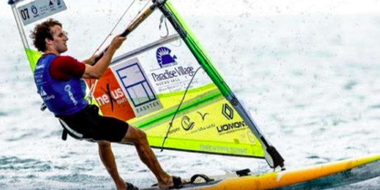 Terminan veleristas mexicanos su participación mundialista