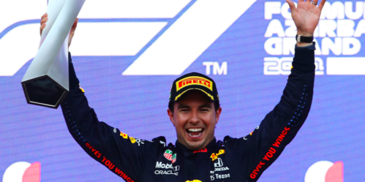 Triunfo de Checo Pérez, ¡el piloto mexicano gana el GP de Azerbaiyán!