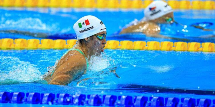 Los nadadores mexicanos Melissa Rodríguez y Ángel Martínez concluyeron en cuarto y sexto sitio en Tokyo 2020