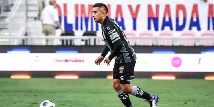 Erick Sánchez causa baja de la Selección Nacional