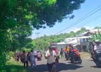 Terremoto de 7.3 sacude a Indonesia