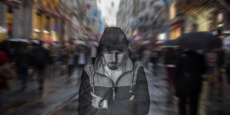 Casi mil millones de personas viven con problemas de salud mental