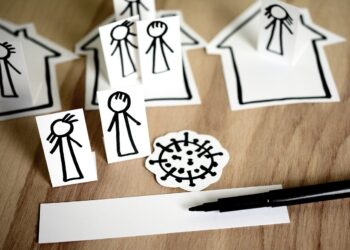 Se actualizan las pautas de COVID-19 sobre mascarillas, tratamientos y atención al paciente