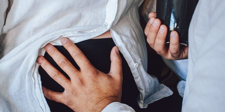 En el mundo cada dos minutos muere una mujer a causa del embarazo o el parto