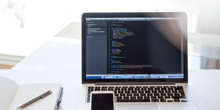 Legisladores impulsan uso de tecnologías de la información en la Administración Pública