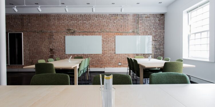 La tecnología nunca debe reemplazar la enseñanza presencial dirigida por maestros