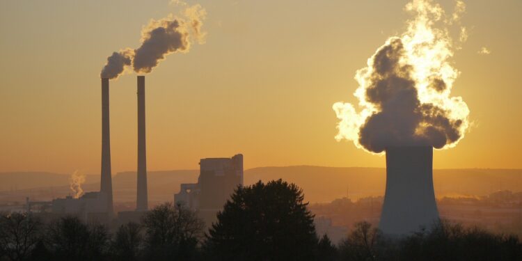 La contaminación atmosférica mata a casi 7 millones de personas al año