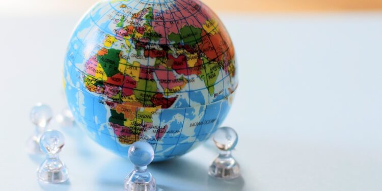 La población refugiada y desplazada en el mundo alcanza los 110 millones de personas