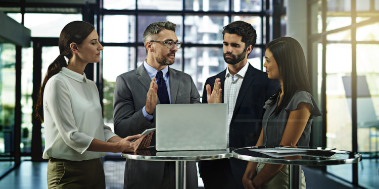 Fomentando la responsabilidad social empresarial: compromiso con el desarrollo sostenible