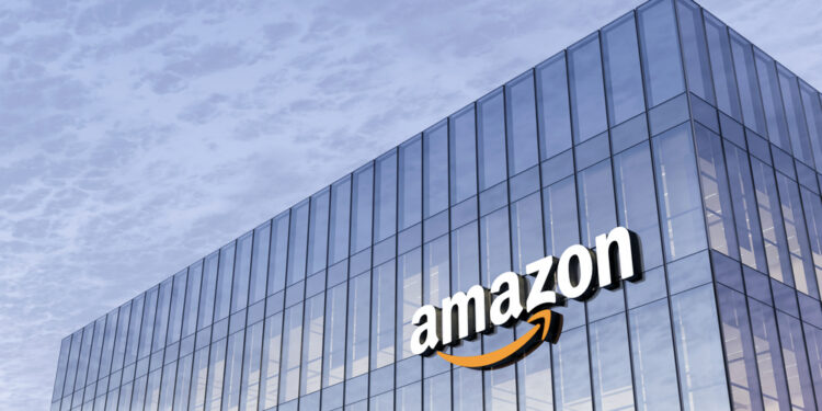 Anuncia Amazon inversión de 5 mil millones de dólares para México