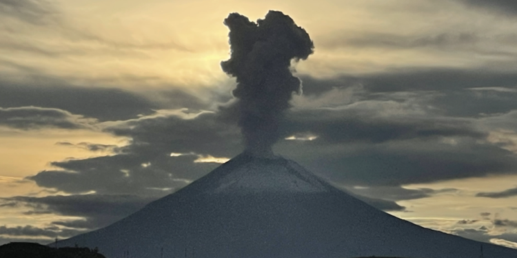 Se intensifica actividad volcánica y la SEP anuncia medidas
