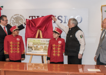 Lotería Nacional develó billete alusivo al Centro de Geointeligencia “Ángeles Verdes”